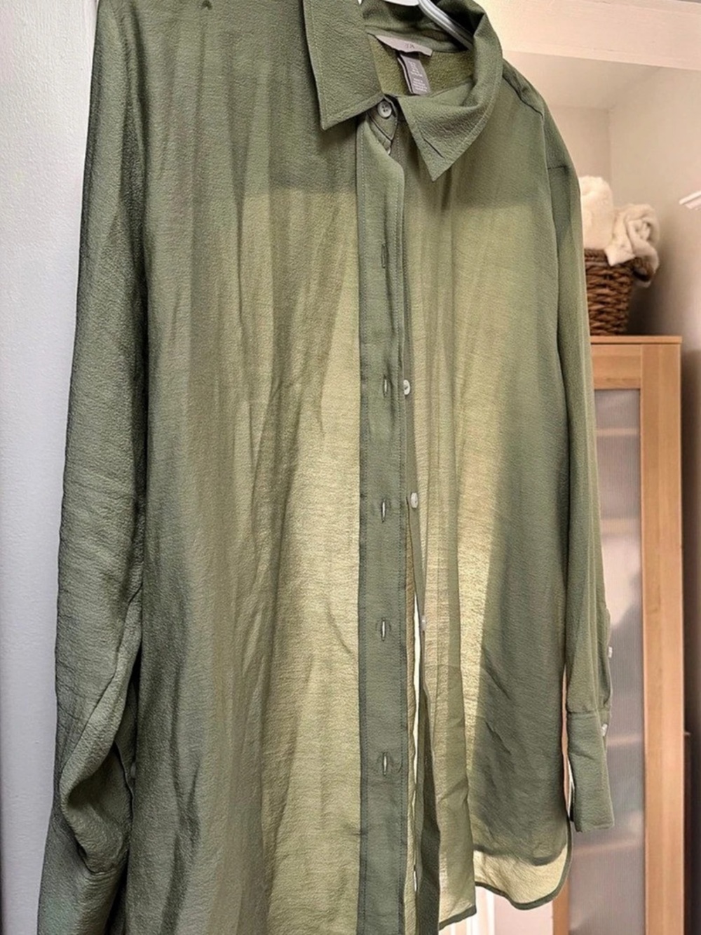 H&M Button Down Shirt in Green Size XL